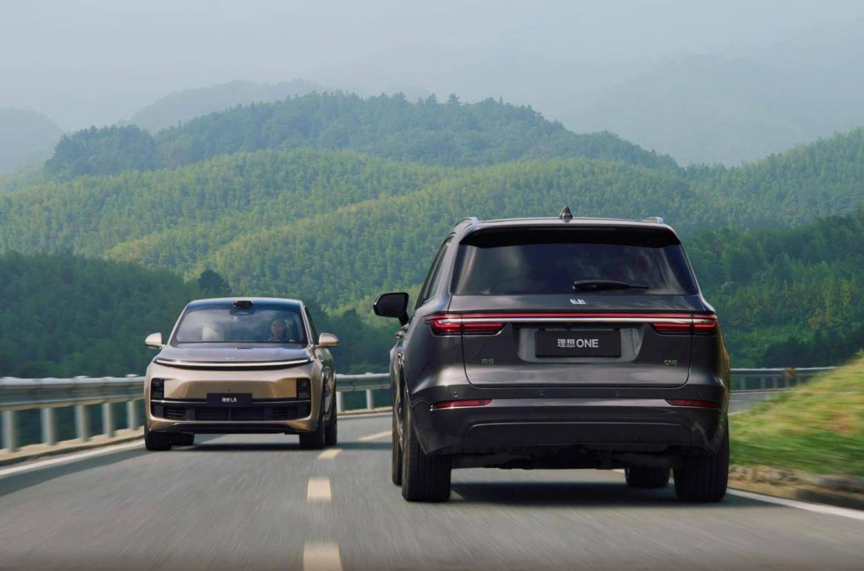 老車主被背刺,新車主早晚被背刺,車企少賺錢,價格戰(zhàn)沒有贏家?