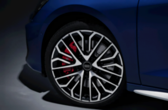 新款奧迪S3發布 “燈廠”又開始玩燈 機械性能更接近老款RS 3