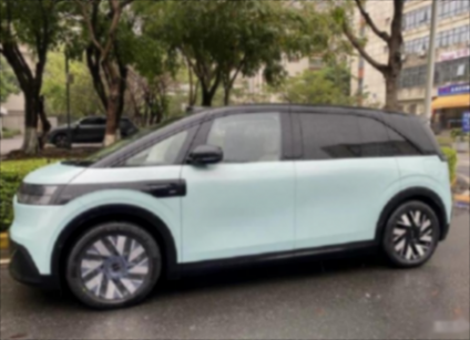 配對開側滑門+電動腿托,極氪MIX實車現身,搭極氪007同款動力