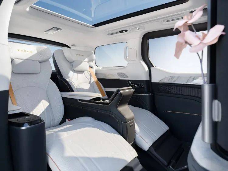 名字悅耳價格香,配置堪比頭等艙