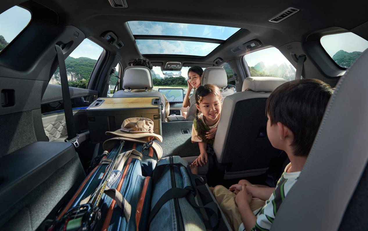 新車出擊!唐EV、唐DM-p雙雙推出榮耀版,起售價21.98萬元