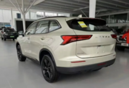 第四代哈弗H6到店實(shí)拍,2.0T+9DCT配懷擋,車長超4米7+鎧甲中網(wǎng)