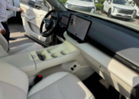 第四代哈弗H6到店實(shí)拍,2.0T+9DCT配懷擋,車長超4米7+鎧甲中網(wǎng)