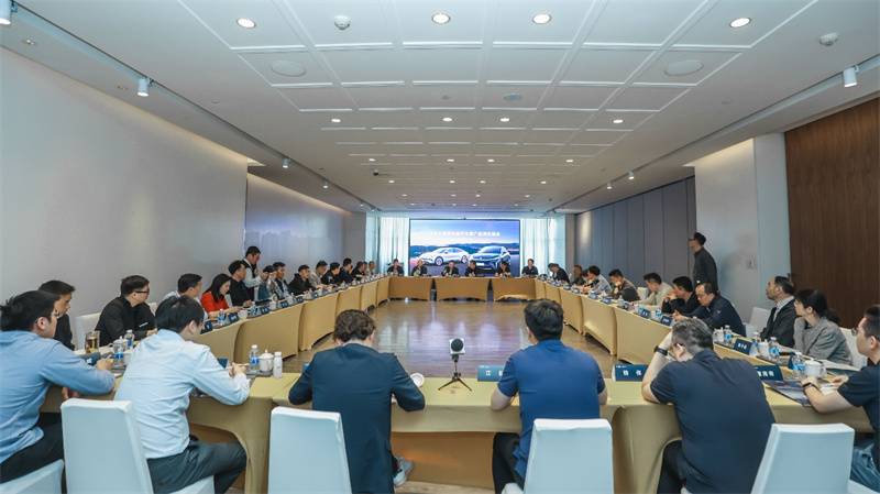 公務用車“智能舒適”之選 ,車電分離飛凡F7助力公務出行