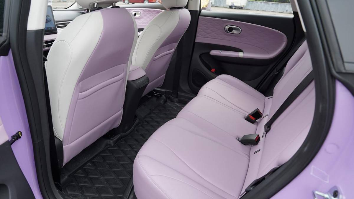 智能遙控泊車(chē)+L2級(jí)智駕輔助!十萬(wàn)級(jí)的東風(fēng)納米01太卷了