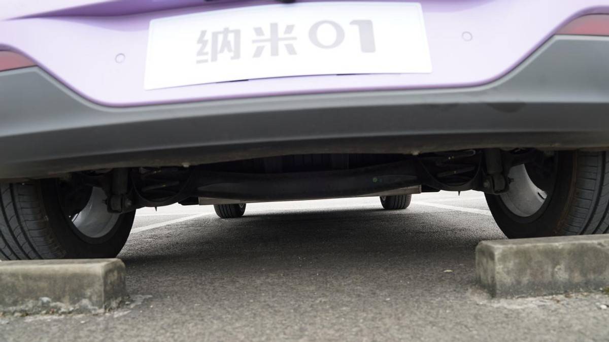 智能遙控泊車(chē)+L2級(jí)智駕輔助!十萬(wàn)級(jí)的東風(fēng)納米01太卷了