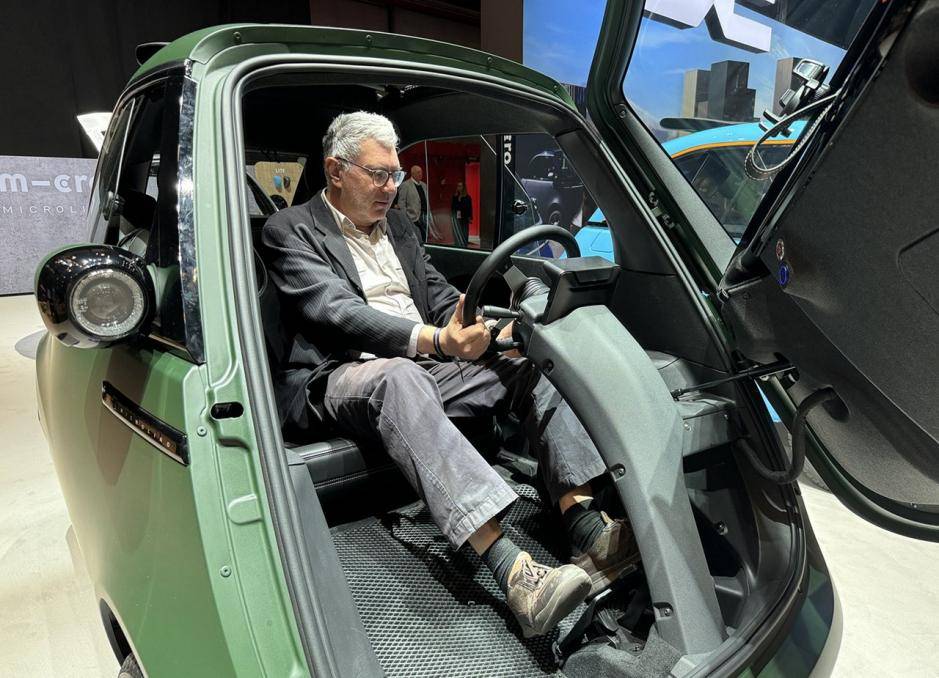歐洲的老頭樂(lè),比五菱MINI EV還要簡(jiǎn)單,跟碰碰車沒(méi)區(qū)別