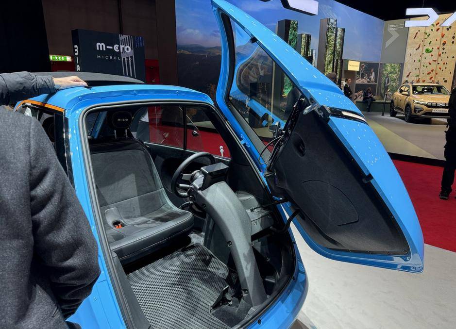 歐洲的老頭樂(lè),比五菱MINI EV還要簡(jiǎn)單,跟碰碰車沒(méi)區(qū)別