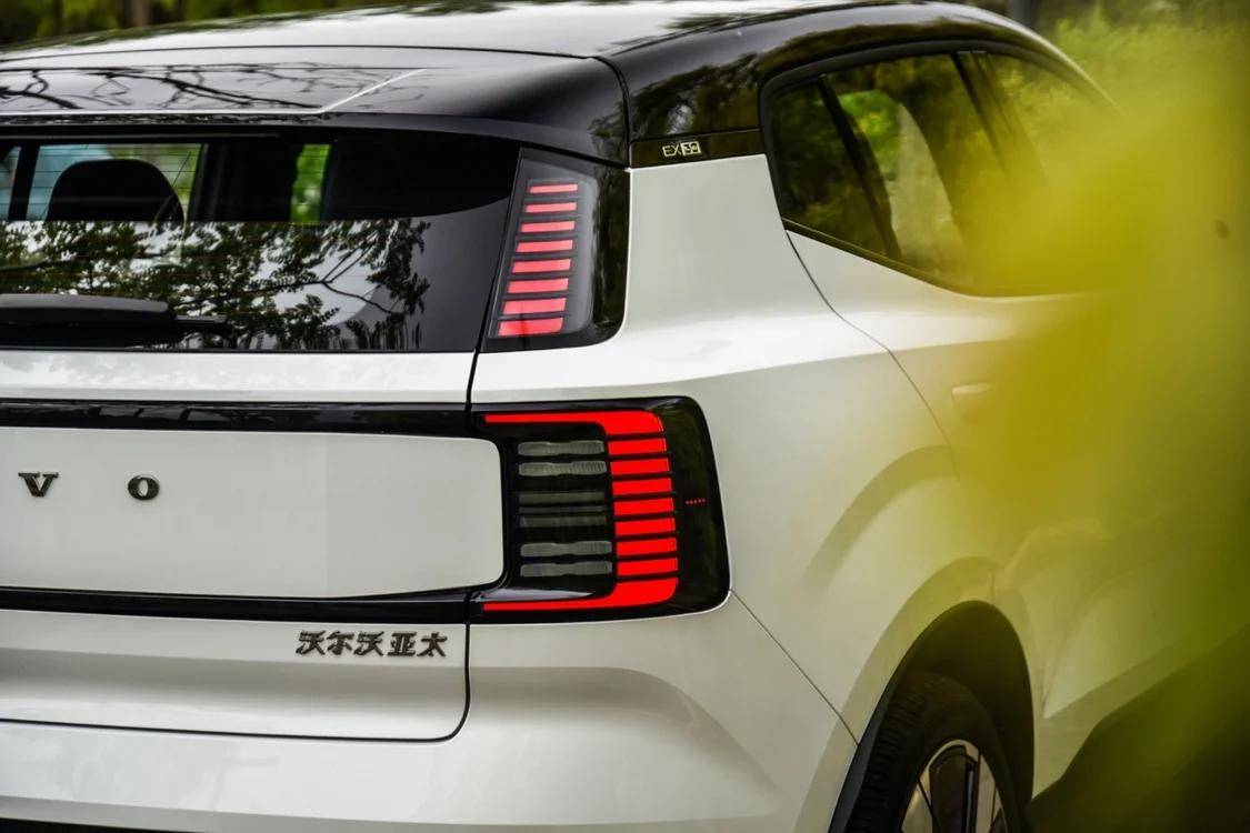 沃爾沃EX30小型純電SUV 售價20.8萬起