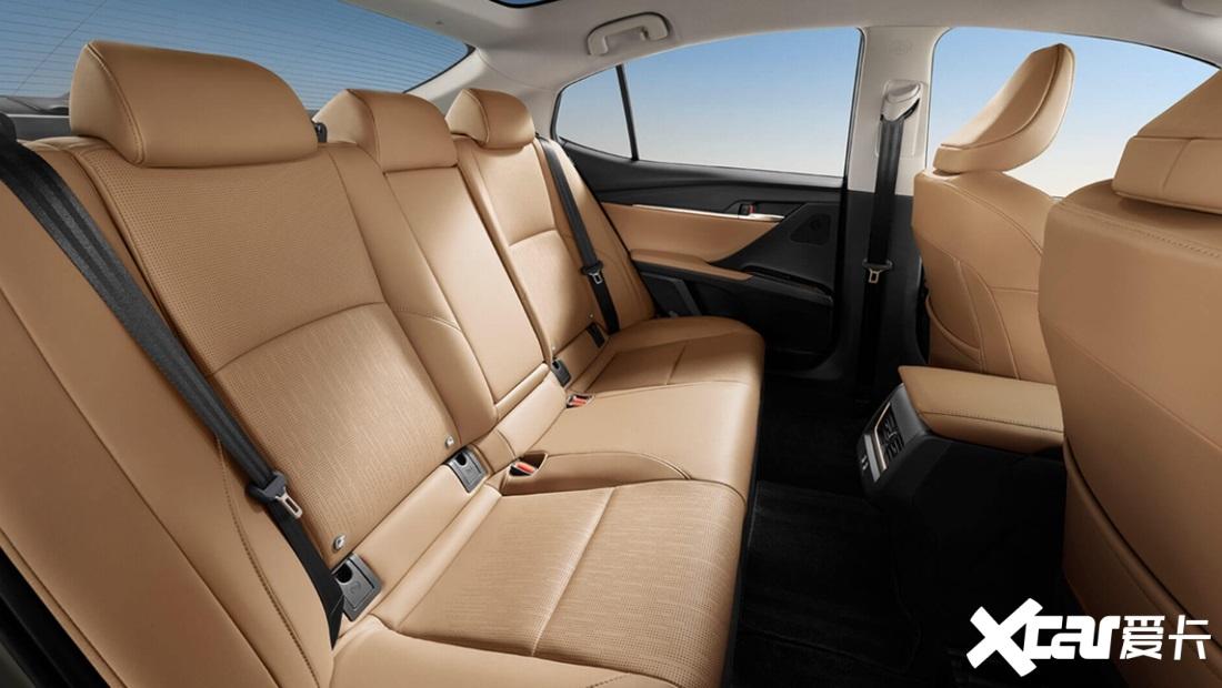 電動浪潮當(dāng)下,豐田凱美瑞何以做到歷久彌新?