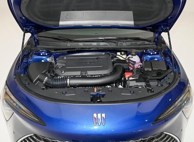 一口價更高性價比！別克君越白金款雙色內飾12月開放下定，能買？-有駕