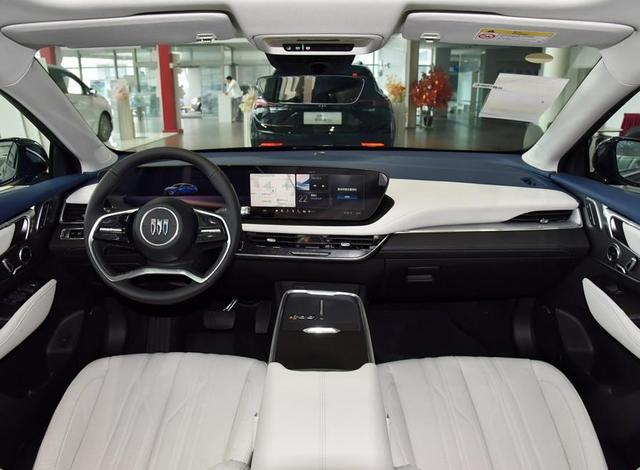 一口價更高性價比！別克君越白金款雙色內飾12月開放下定，能買？-有駕