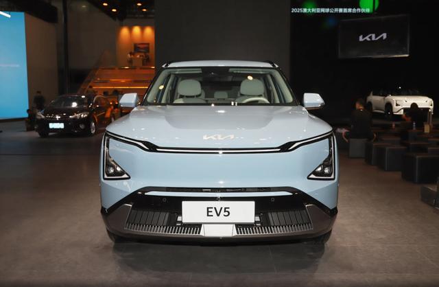 14.98萬起售：2025款起亞EV5 能否改變消費者對于韓系車的認知？-有駕