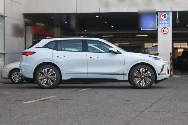 駕馭別克E5，啟程綠色之旅-有駕