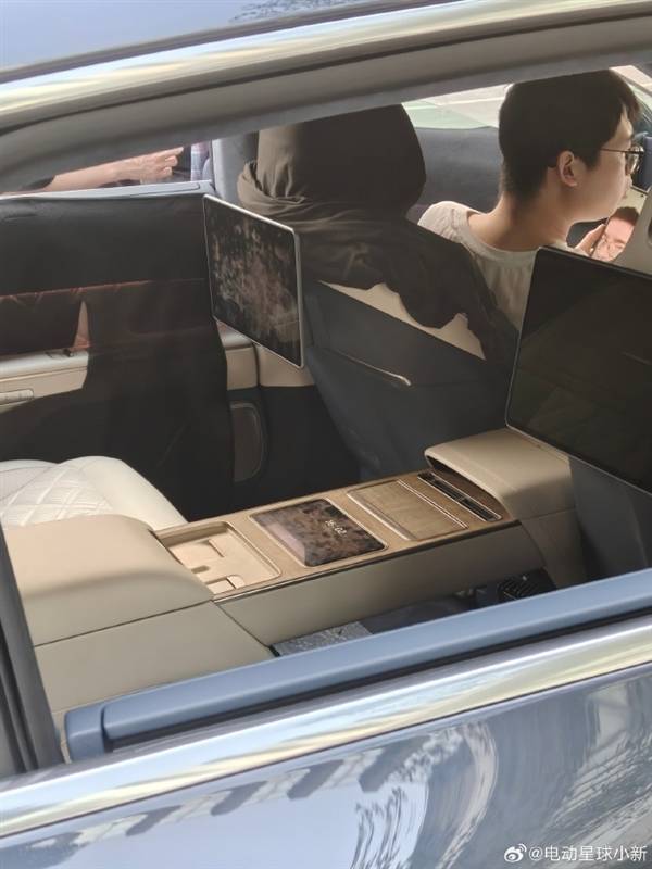 首發0機械連接線控轉向:蔚來最高端旗艦轎車ET9官圖發布