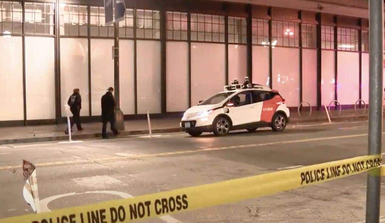 美國第二大自動駕駛公司解散!700億已“打水漂”