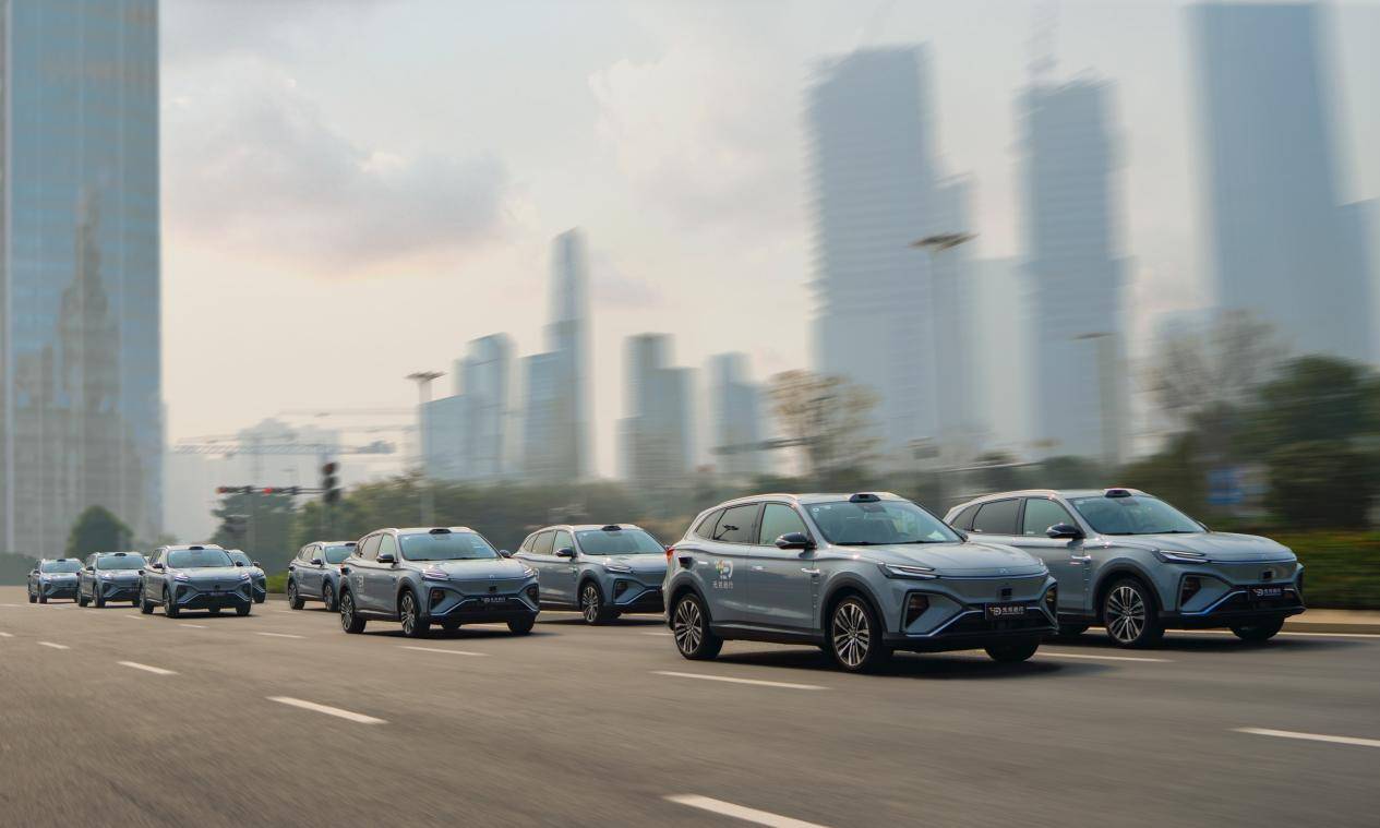 美國第二大自動駕駛公司解散!700億已“打水漂”