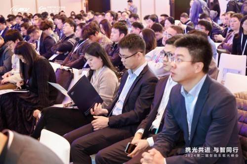 中國汽研智領未來:第二屆光峰會揭秘ADB燈整車測試新技術