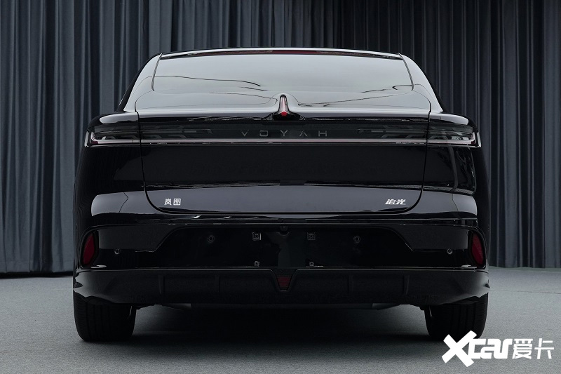 嵐圖明年將推旗艦SUV 華為座艙+智駕加身