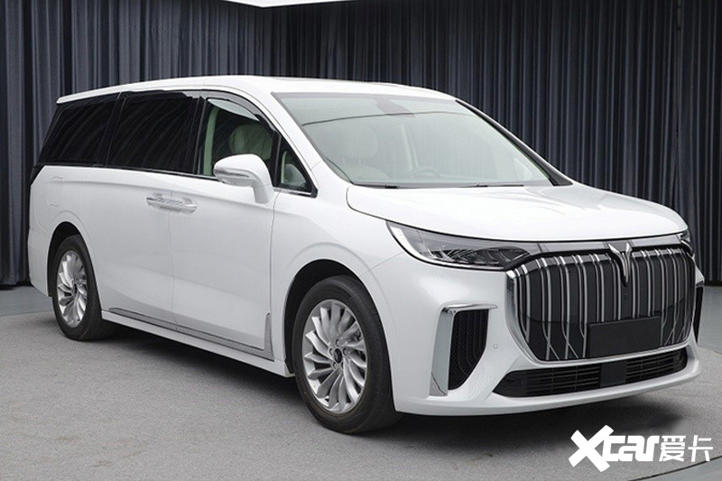 嵐圖明年將推旗艦SUV 華為座艙+智駕加身