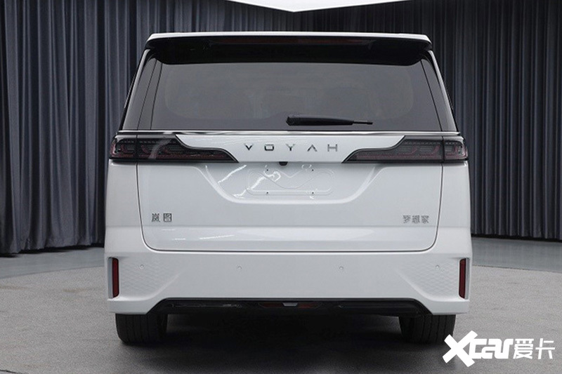 嵐圖明年將推旗艦SUV 華為座艙+智駕加身