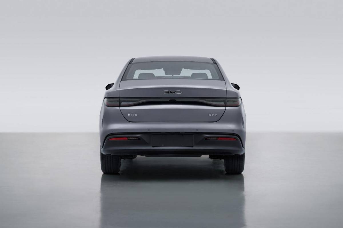 不到9萬,比亞迪全新轎車預售,第五代DM,續航超2000km?