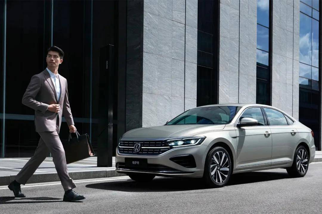 燃油車大反攻!12月轎車銷量:朗逸第二,小米SU7進前十