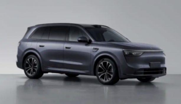 問(wèn)界M8實(shí)車(chē)曝光,大是挺大,所以能打過(guò)理想L9嗎?