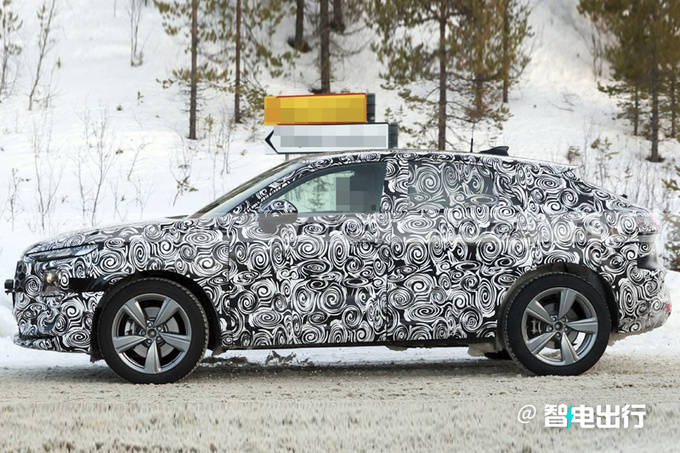 奧迪新一代Q3轎跑版曝光!升級Q5外觀+A6內飾
