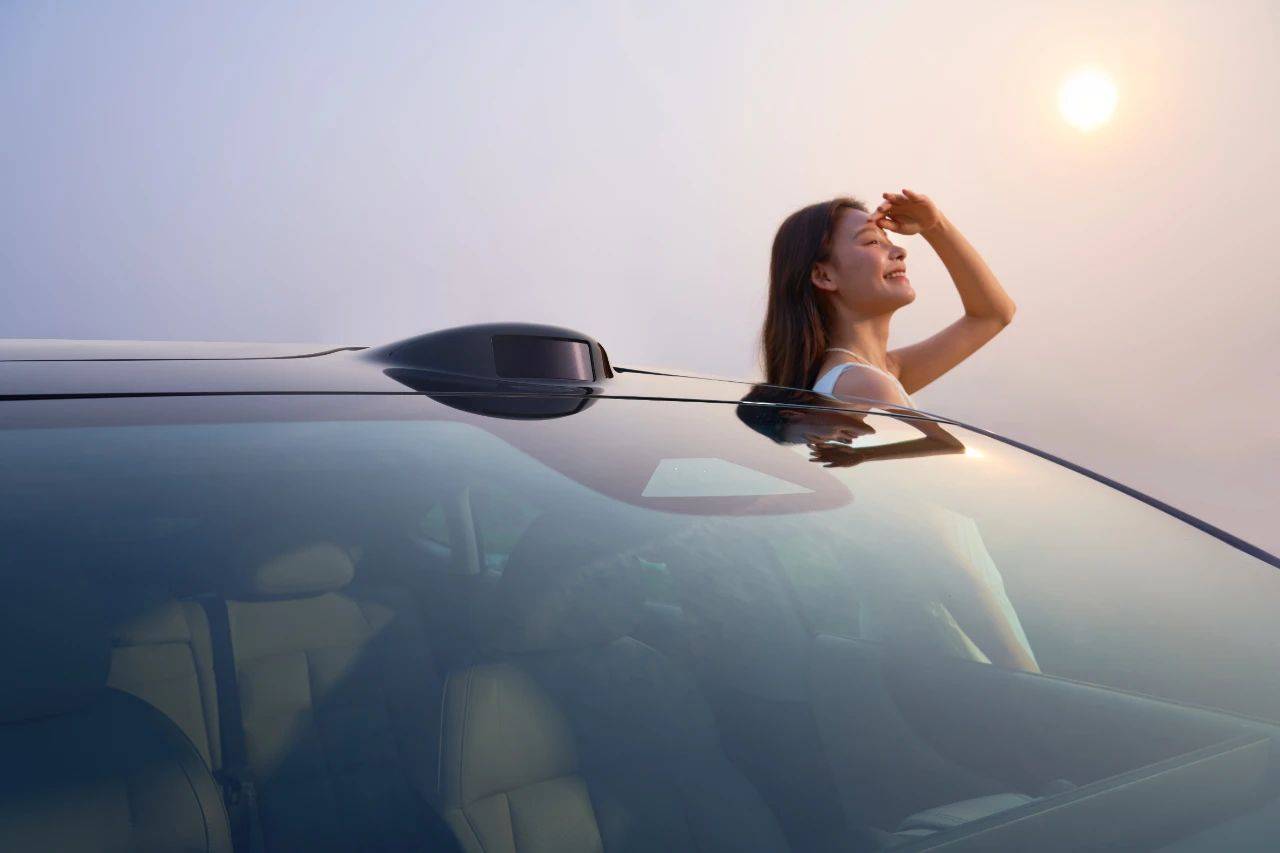 蛇年新能源車市要變天了!限時限量18.99萬元起,智己給車市上強度