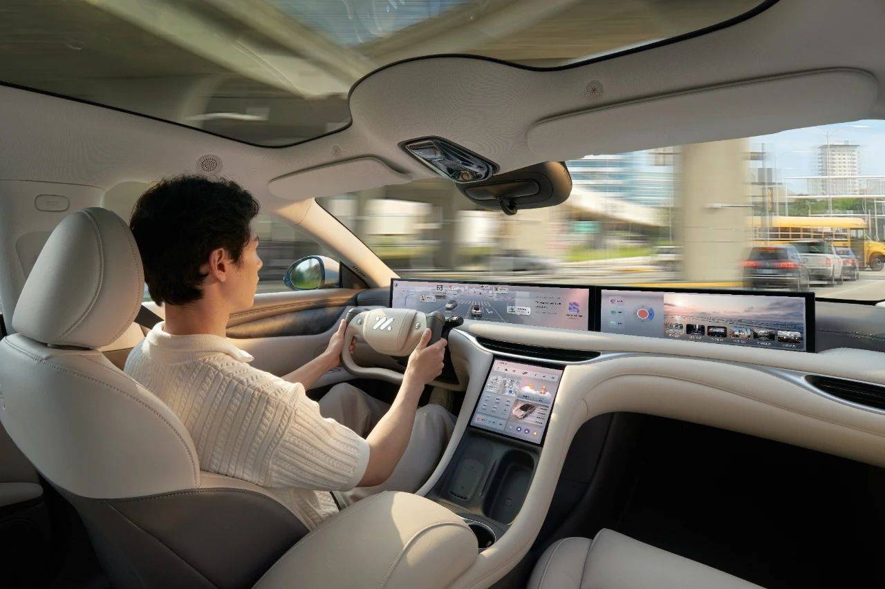 蛇年新能源車市要變天了!限時限量18.99萬元起,智己給車市上強度