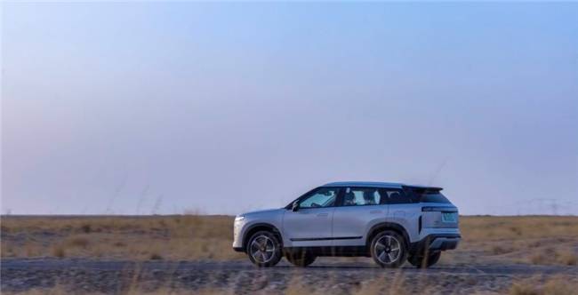 以舊換新至高抵3.3萬(wàn),探索06 C-DM多重禮遇助你新年更出眾