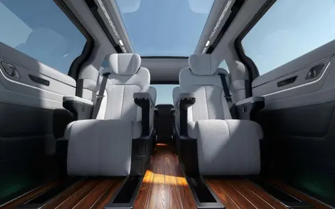 吉利銀河翼真L380陸地空客系列車型正式揭曉官圖