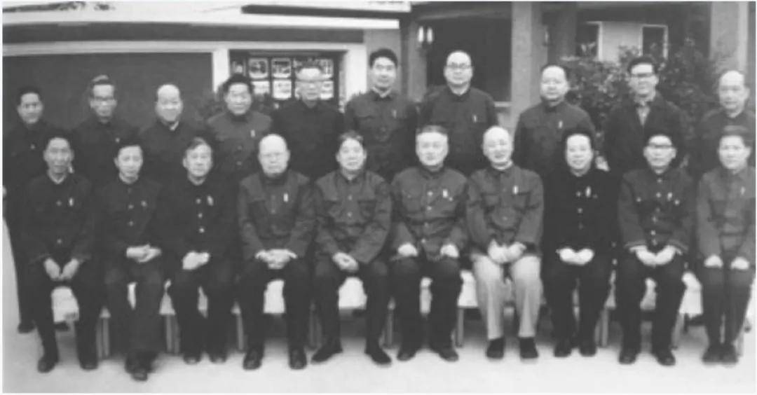 鄒家華和中國汽車工業(yè)二三事