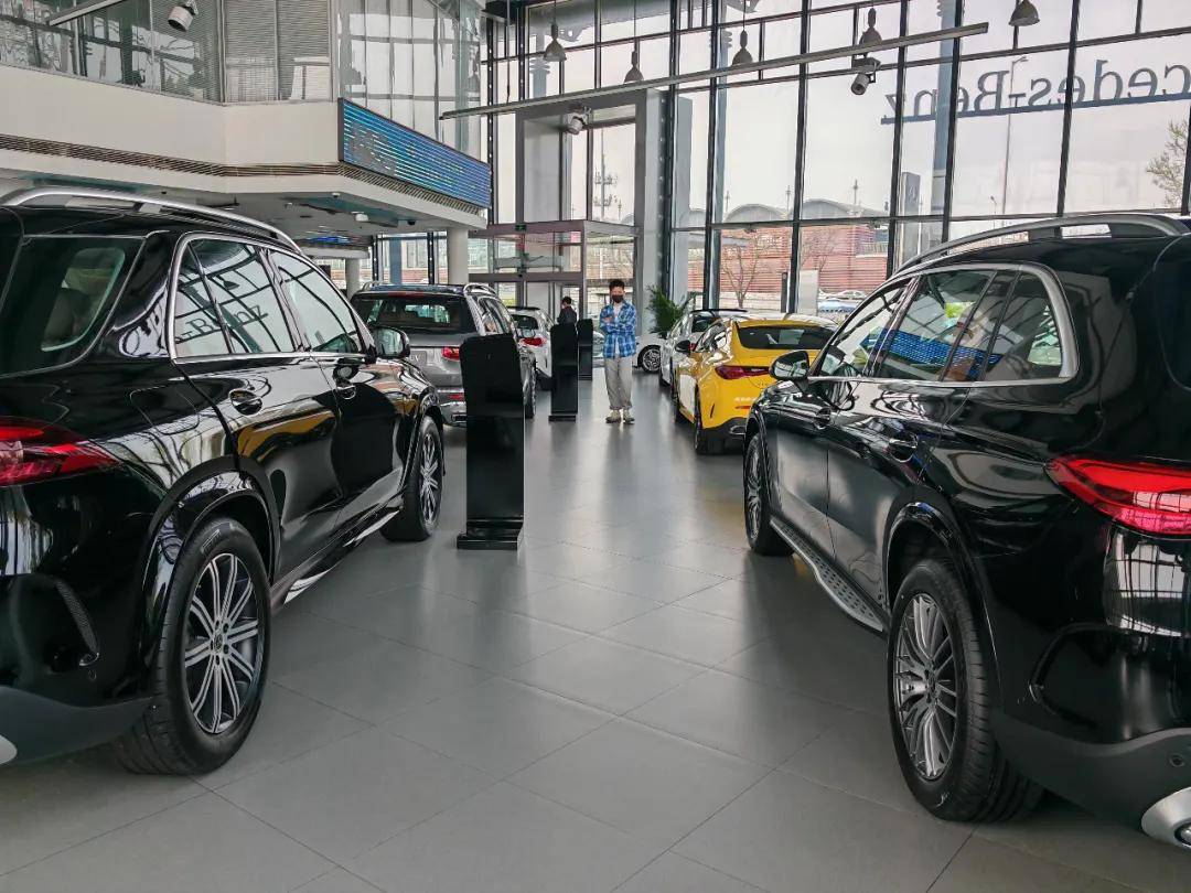 奔馳、寶馬、奧迪再破防,“56E”集體跌破30萬元