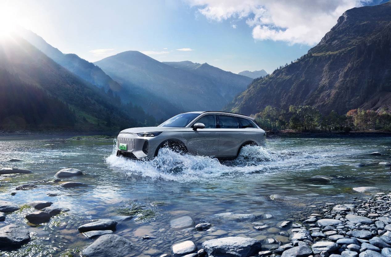 奇瑞混動之夜:控鏈條、定標(biāo)準(zhǔn)、創(chuàng)生態(tài),多款產(chǎn)品上市