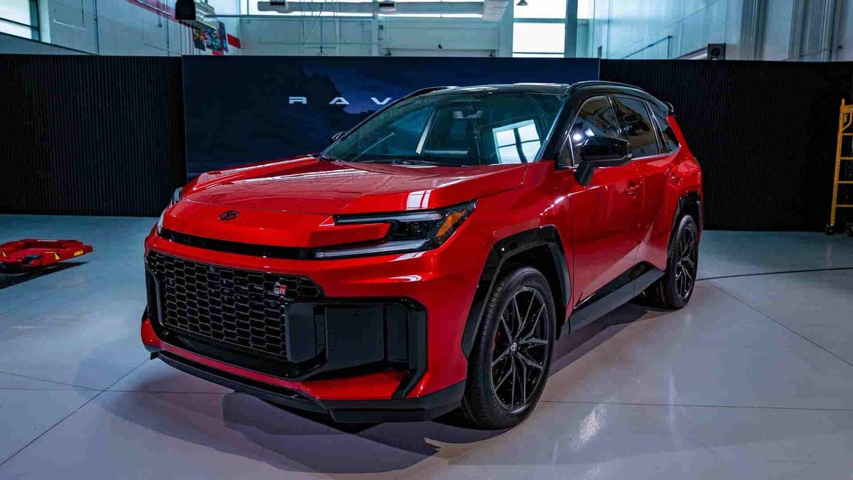 全新一代豐田RAV4發布!3種前臉,大燈C形設計,配2.5L混動/插混