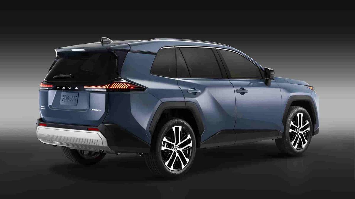 全新一代豐田RAV4發布!3種前臉,大燈C形設計,配2.5L混動/插混