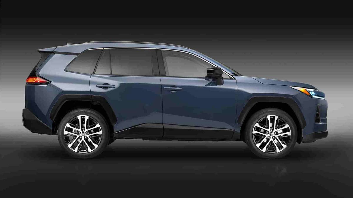 全新一代豐田RAV4發布!3種前臉,大燈C形設計,配2.5L混動/插混