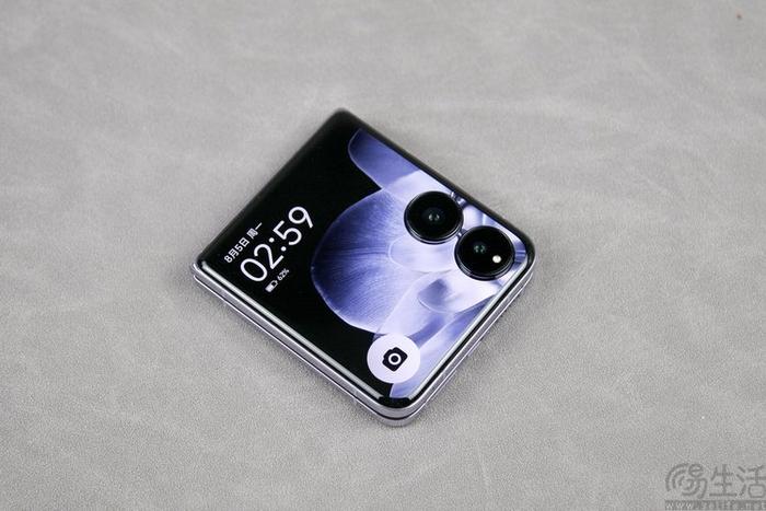 小米MIX Flip2啟動(dòng)預(yù)約,續(xù)航、折痕、散熱升級(jí)