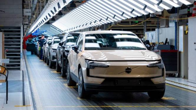 沃爾沃深陷業(yè)績泥沼,月銷五連降,大裁員難挽頹勢?