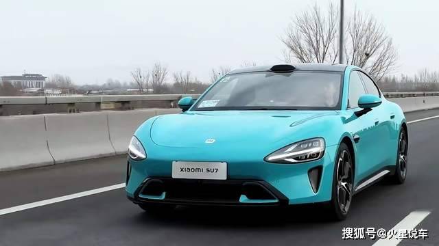熱門單電機轎車極限續航榜出爐:小米SU7的成績引爭議
