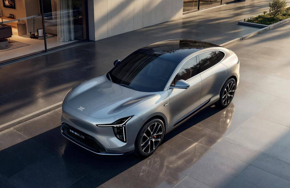 增程版五座SUV智己LS6即將開啟預(yù)售,看看車主們都在聊啥