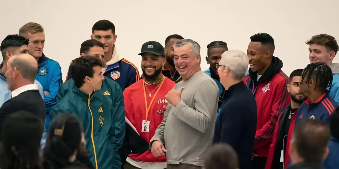 消息稱蘋果高管庫伊曾力推收購特斯拉與Netflix,均遭庫克否決