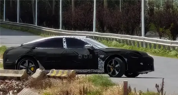 小米真把保時捷Taycan設計師挖來了