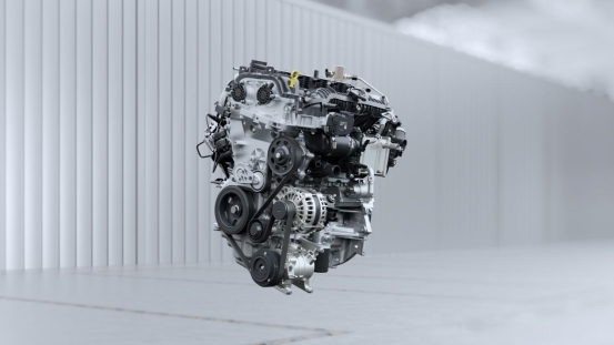 長安第四代逸動上市，搭載天樞智能座艙+新藍鯨動力，7.29萬元起！