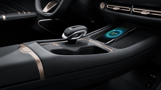 長安第四代逸動上市，搭載天樞智能座艙+新藍鯨動力，7.29萬元起！