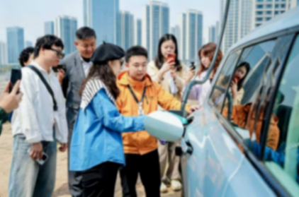 新聞通稿  方程豹鈦3閃充版石家莊正式上市發(fā)布550.png